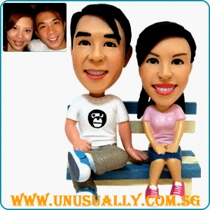 Custom 3D Caricature Lovely Couple On Bench Figurines